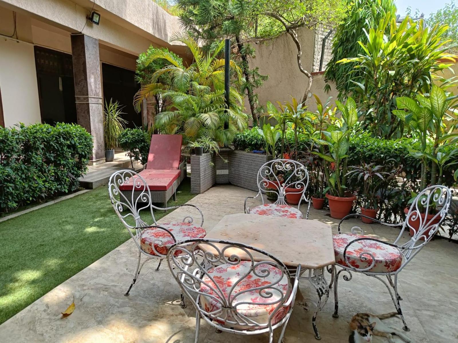 Homestay In Connaught Place Nueva Delhi Exterior foto