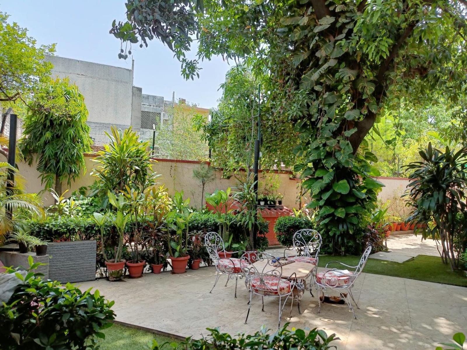 Homestay In Connaught Place Nueva Delhi Exterior foto